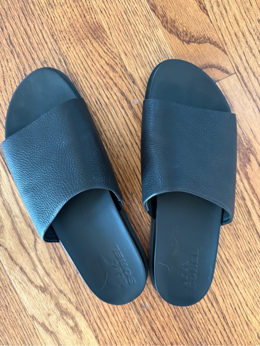 Sorel Black Leather Slide Sandals